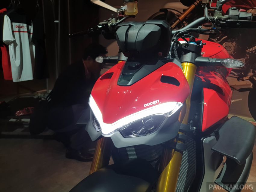 Can canh Ducati StreetFighter V4 2020 voi gia khoi diem tu 516 trieu VND - 3