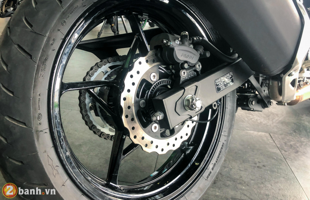 Can canh Kawasaki Z400 2020 tai Viet Nam va chuan bi ban ra vao cuoi thang 11 - 17