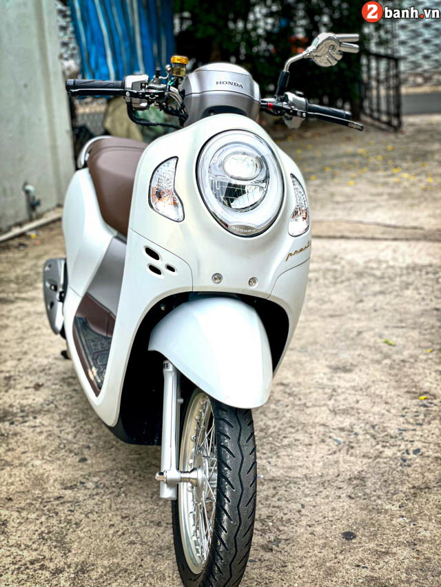 Scoopy do lam bao nguoi say dam voi dan chan hoan toan moi - 9