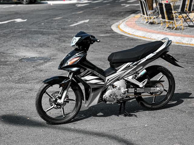 Do tinh con den bac thi lai la chiec Exciter 135 do full option