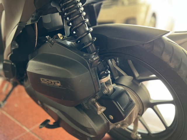 Ban xe Vario 125cc 2019 mau xam nham bien so HCM - 2