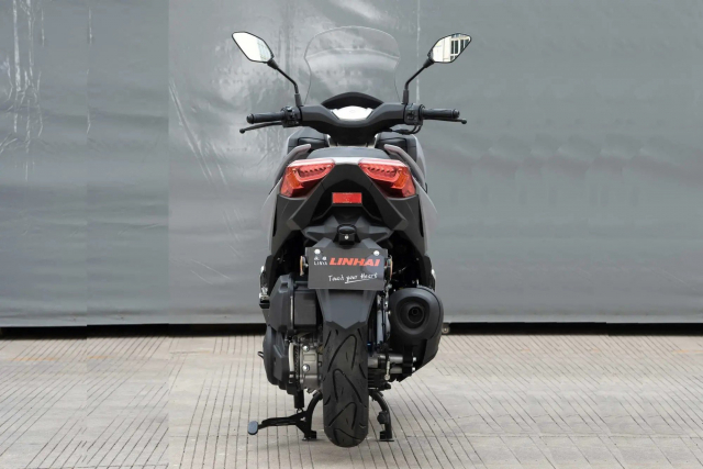 Xe nhai Yamaha lo dien voi nhung cong nghe khong thua kem gi BAN GOC - 10