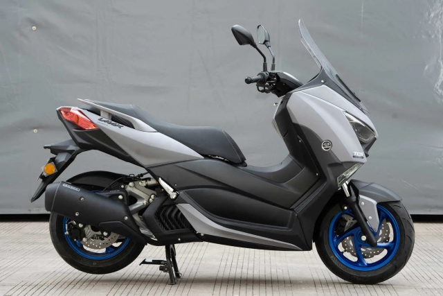 Xe nhai Yamaha lo dien voi nhung cong nghe khong thua kem gi BAN GOC - 12