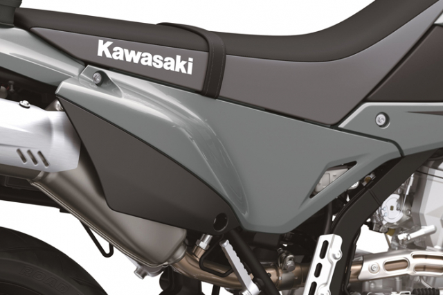 Kawasaki KLX300SM 2024 cap nhat giao dien moi sac net hon - 9