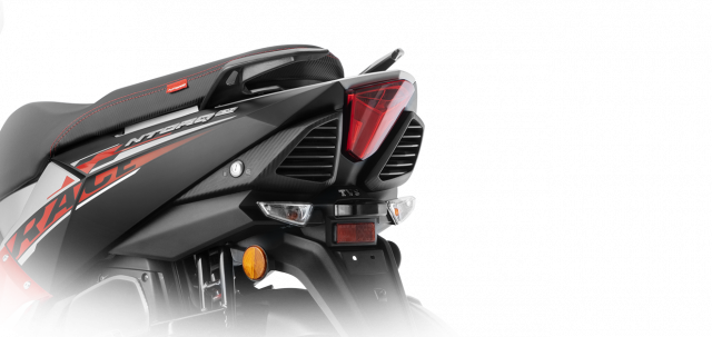 TVS NTORQ 125 Race XP chi co 32 trieu nhung lai so huu dong ho van nang - 6