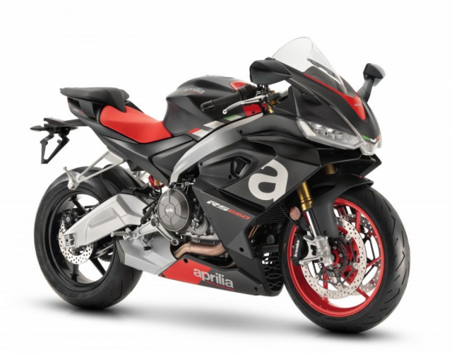 Aprilia RS440 tiep tuc lo dien nguyen mau hoan thien khi dang thu nghiem - 4 Aprilia RS440 tiep tuc lo dien nguyen mau hoan thien khi dang thu nghiem - 4