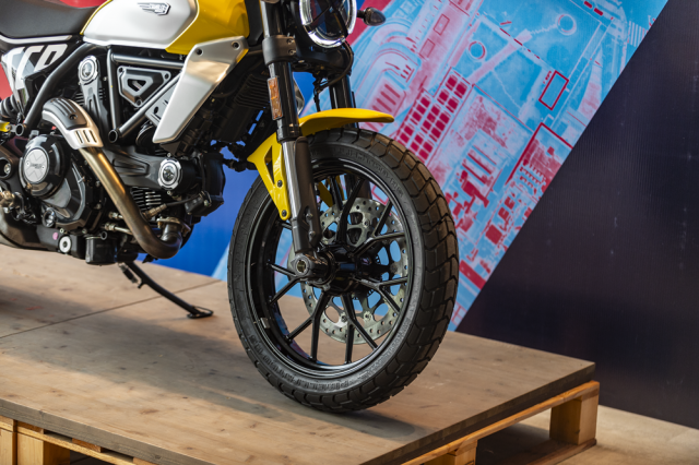 Chi tiet DUCATI SCRAMBLER the he thu 2 vua ra mat tai Viet Nam - 7