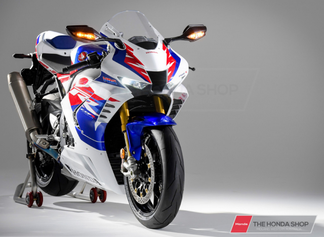 Ra mat Honda CBR1000RRR 30th Anniversary Edition tai Malaysia - 7