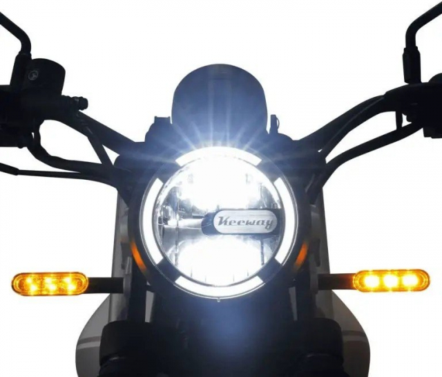 XLight 125 2023 hap dan canh may rau bang phong cach TAN CO GIAO DUYEN - 4 XLight 125 2023 hap dan canh may rau bang phong cach TAN CO GIAO DUYEN - 4