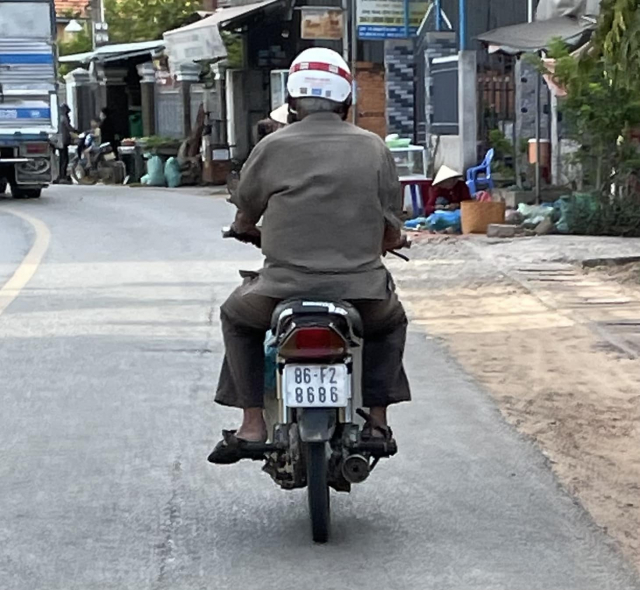 Bien so 3 va 4 so duoc chuyen sang chu moi khong