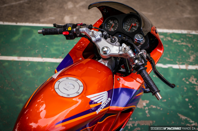 Honda FSX 150 va bo mam thuoc ve giai dua Moto3 2 thi thoi dai cu - 4 Honda FSX 150 va bo mam thuoc ve giai dua Moto3 2 thi thoi dai cu - 4