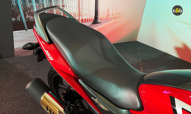 Honda tung ra mau xe con tay moi co dong co len toi 160cc - 4 Honda tung ra mau xe con tay moi co dong co len toi 160cc - 4