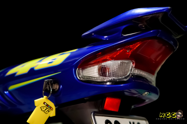 bom tấn yaz 125 sở hữu bộ áo valentino rossi 19 năm tuổi kịch độc
