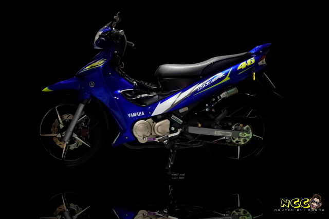 bom tấn yaz 125 sở hữu bộ áo valentino rossi 19 năm tuổi kịch độc