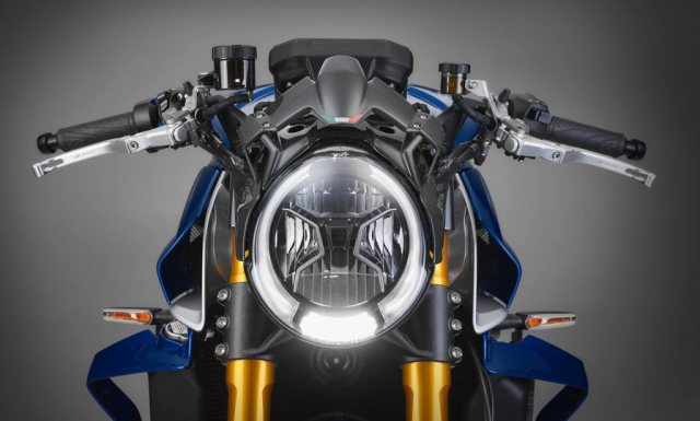Chi tiet MV Agusta Brutale 1000 RR Assen vua duoc ra mat - 4 Chi tiet MV Agusta Brutale 1000 RR Assen vua duoc ra mat - 4