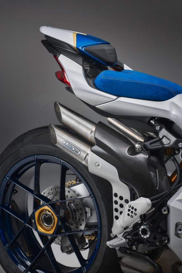 Chi tiet MV Agusta Brutale 1000 RR Assen vua duoc ra mat - 8 Chi tiet MV Agusta Brutale 1000 RR Assen vua duoc ra mat - 8