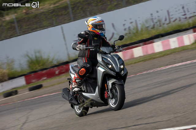 Kymco ra mat RCS Moto 150 Sinh ra danh cho nguoi nghien tra sua - 14