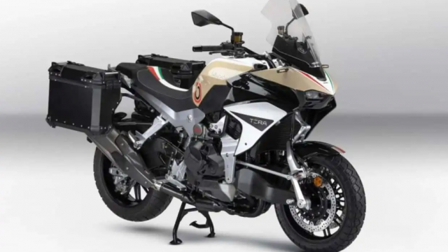 Bimota Tera ra mat mau Sporttouring trang bi dong co sieu nap cuc manh