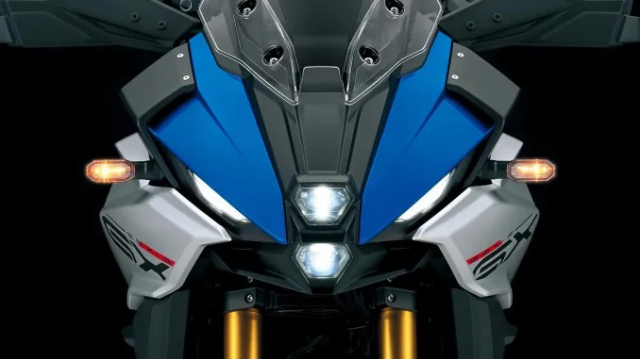 Suzuki GSXS1000GX 2024 chinh thuc ra mat mau xe the thao ban phieu luu thu vi