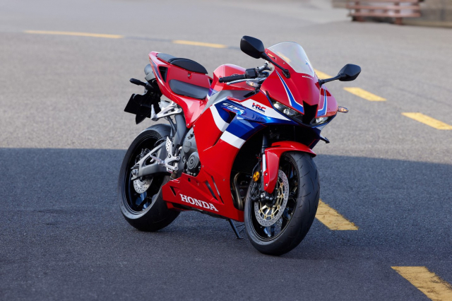 HONDA CBR600RR 2024 ra mat mau sac moi voi gia thap hon - 6