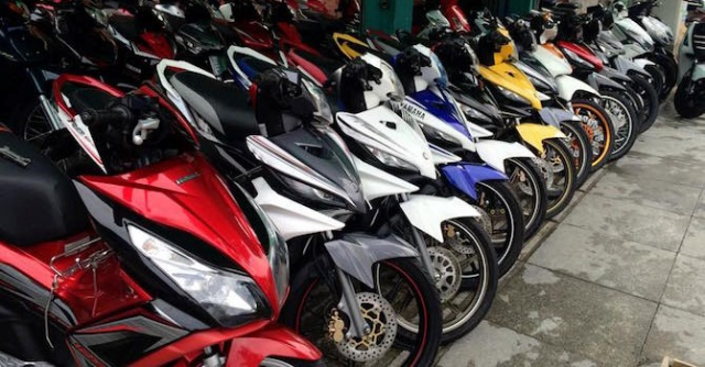 Cho xe may cu Ha Noi vang khach dip cuoi nam