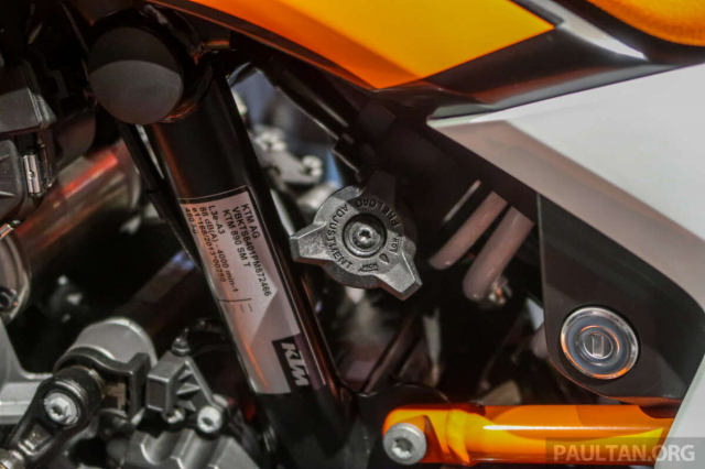 KTM 890 SMT 2024 hien da co mat tai Chau A gia tu 500 trieu dong - 18