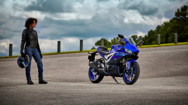 Yamaha R3 2024 ra mat mau moi kieu dang moi voi gia 138 trieu dong - 10