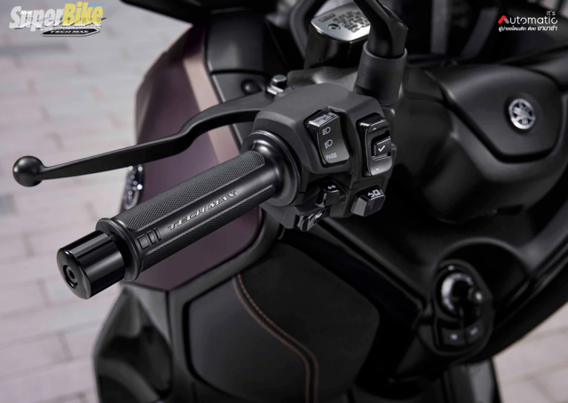 Yamaha XMAX 300 2024 Tech MAX ra mat duoc trang bi san phuoc Ohlins - 10