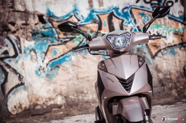 Can canh Daytona Trevis 125 den tu Y so huu dan chan hai dia dang mo uoc