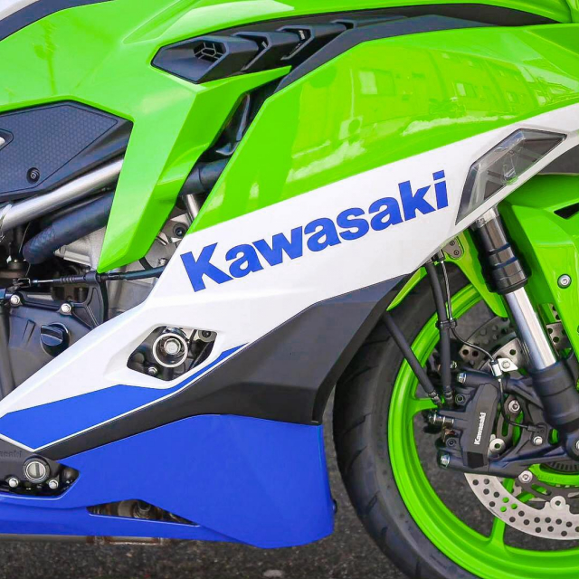 Kawasaki Viet Nam chinh thuc nhan coc ZX4R voi gia ban hon 240 trieu dong - 6