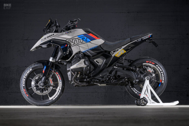 BMW R1300GS khac biet hoan toan trong ban do den tu VTR Navy - 6