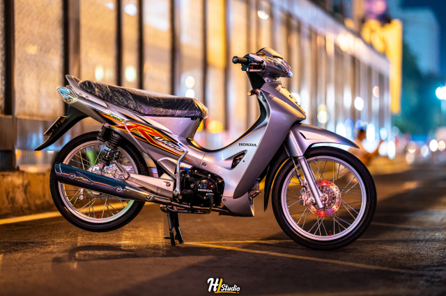 Wave 125 la mat voi dan option hiem thay o Viet Nam