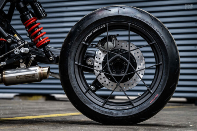 BMW K1100R do Cafe Racer dien ro nhat tu Powerbrick - 6