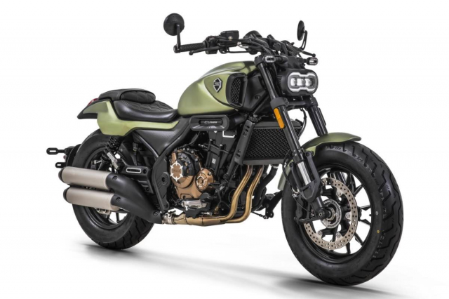 Voge CU 525 mau Cruiser hang trung moi danh cho nam 2024