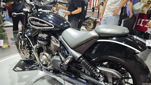 Benda Chinchilla 550 CVT mau Bobber Trung Quoc voi dong co V2 va so tu dong - 6
