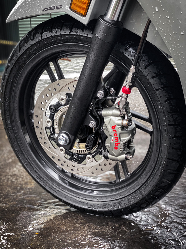 SH350i so huu cay po Sportbike Honda pha cach dan dau trao luu - 6