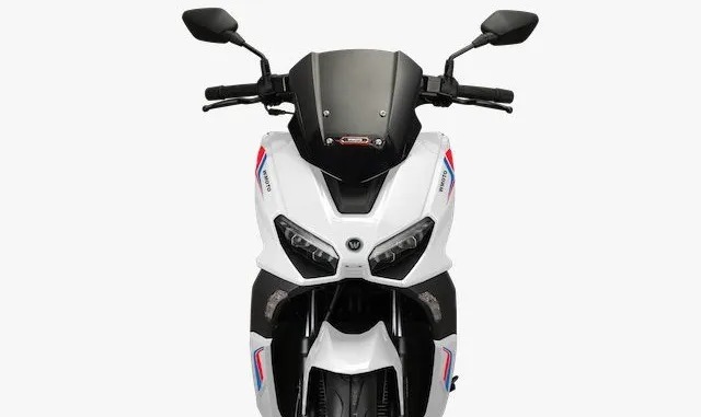 Toi da tim thay doi thu nang ky cua Honda Forza 250 va Yamaha XMax 250