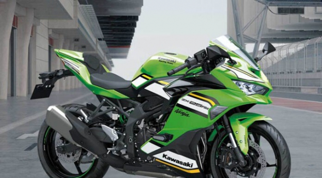 Kawasaki Ninja ZX25RR 2025 ra mat voi do hoa WSBK kha chien AE oi