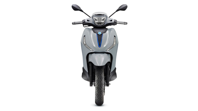 Chia se voi anh em Piaggio Beverly 310 2025 tai EICMA 2024 Manh hon nho tang dung tich dong co - 8