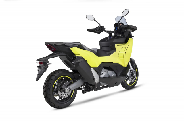 Kymco CVR5 tai EICMA 2024 theo toi no an dut ADV350 nha Honda ve mat phong cach va cam giac lai - 12