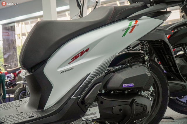Can canh bo doi SH150i 2025 Sport Edition Made In Italy cuc dep bat ngo xuat hien tai Viet Nam - 11